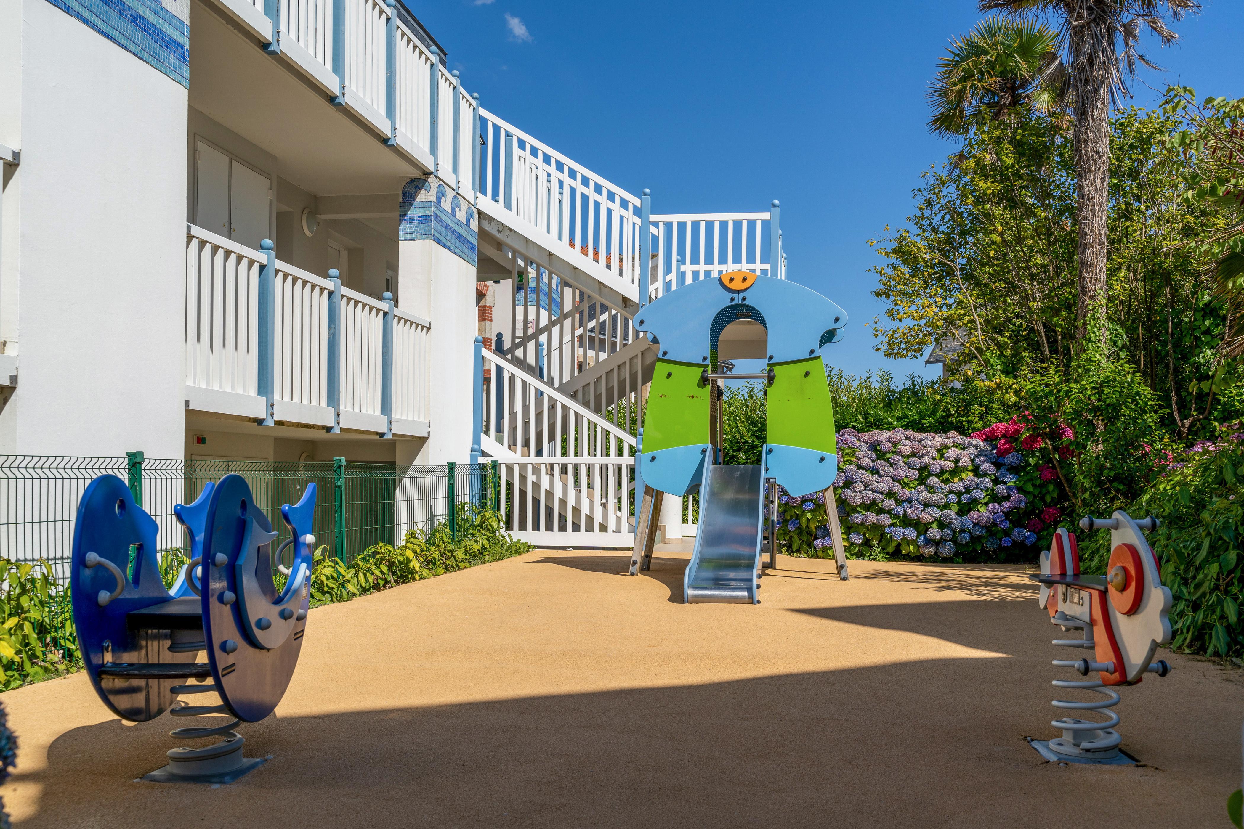 Residence Pierre & Vacances Premium Le Coteau Et La Mer Tréboul Exterior foto